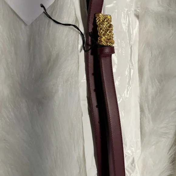 BOTTEGA VENETABELT PIN